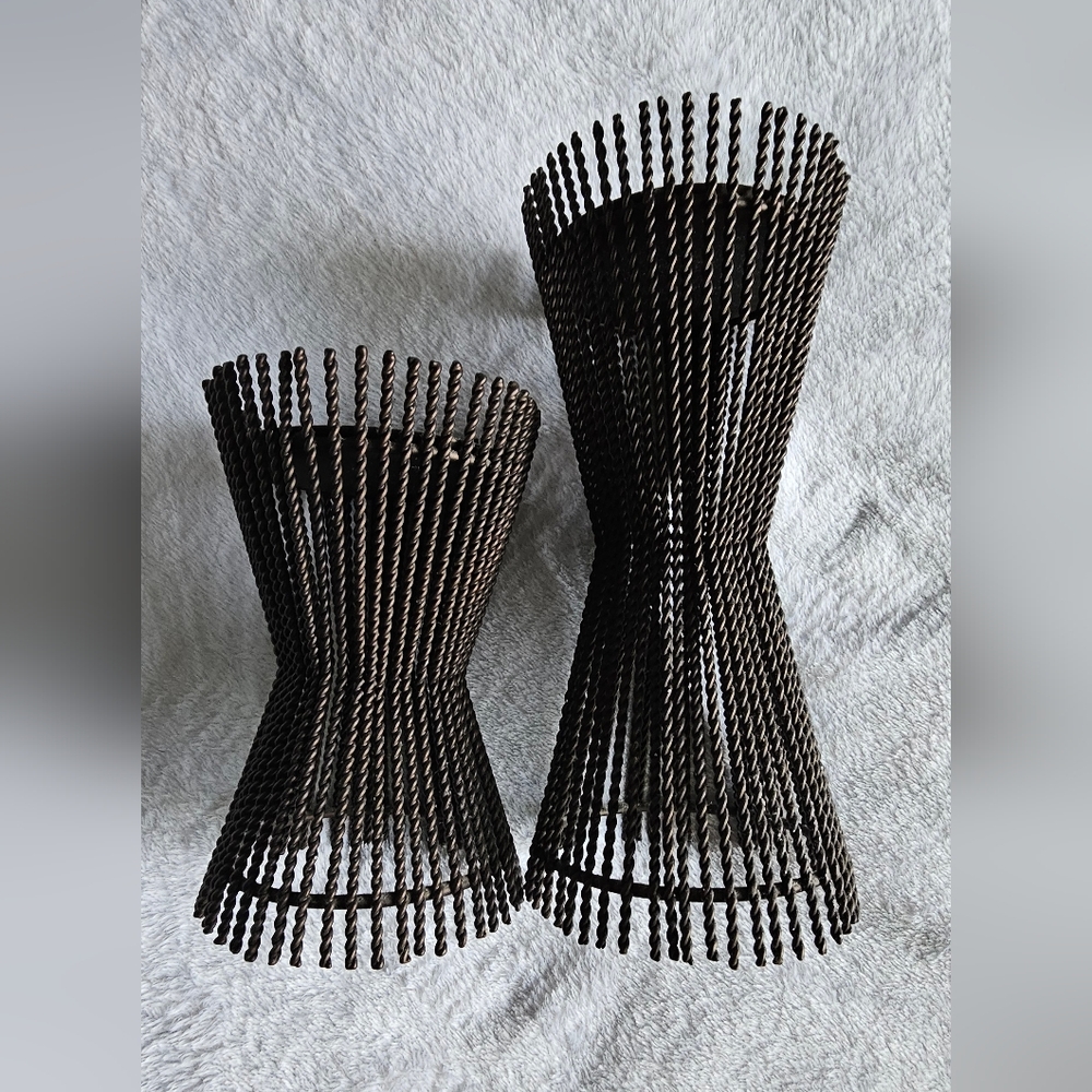 Twisted Metal Wire Pillar Candle Holders